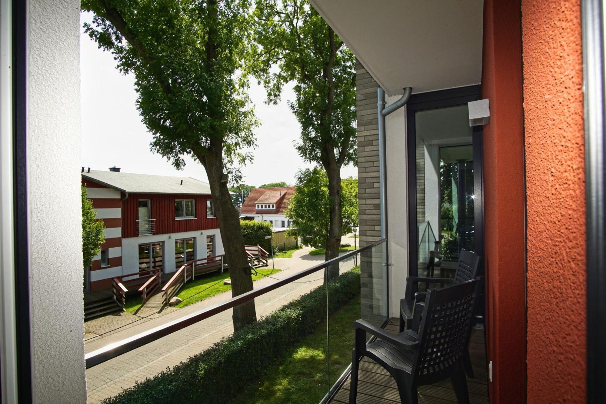 Haus Hafenkieker Fewo 08 - Balkon, Hafenblick بوتبوس المظهر الخارجي الصورة